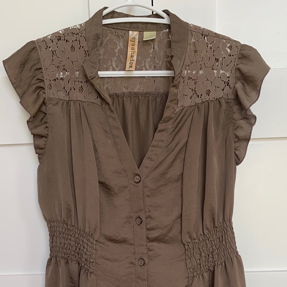 Luster Tunic Top with Lace and Ruffle Cap Sleeves - Picture 2 of 7